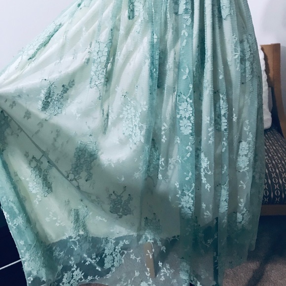 VINTAGE DESIGN LACE MINT DRESS W/VEST - Picture 10 of 14